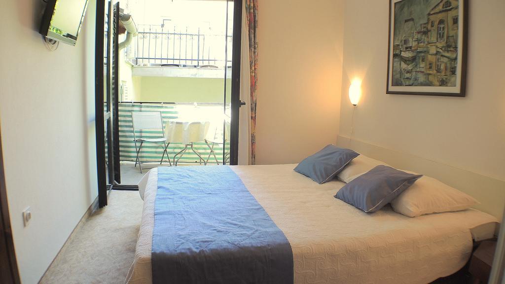 Green Oasis Family Apartments Piran Rum bild